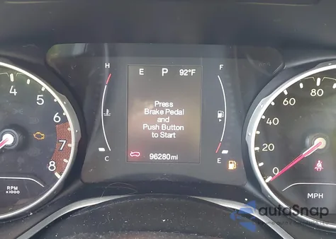 2018 Jeep Compass Sport Fwd z USA, uszkodzony, nr VIN 3C4NJCAB0JT233112